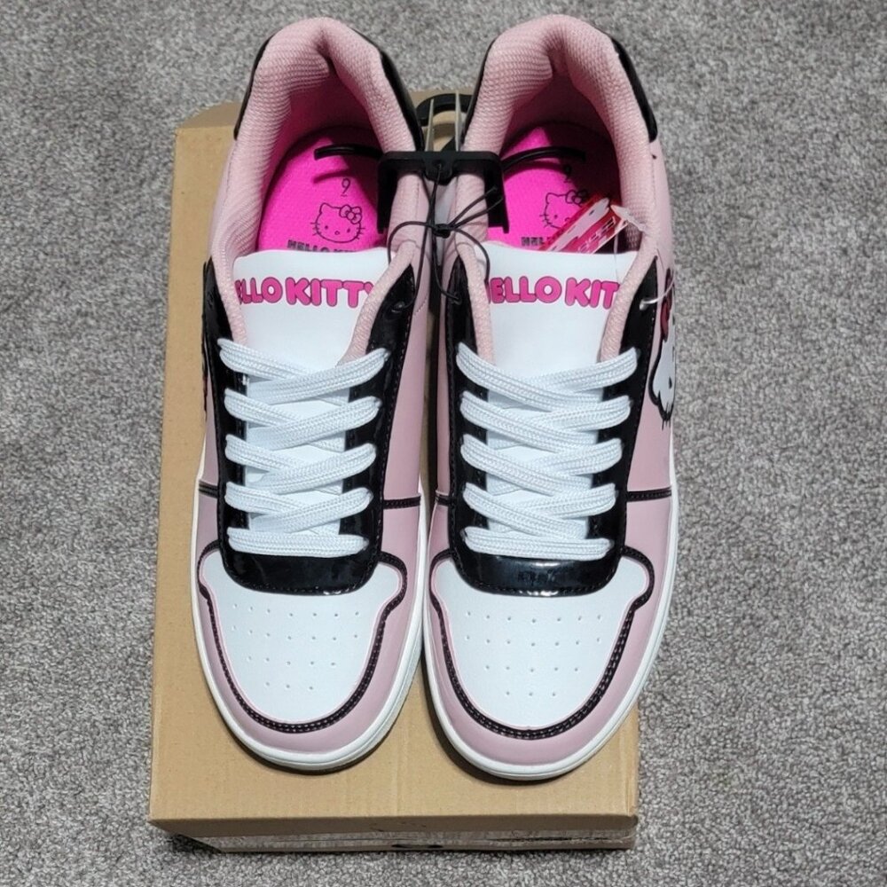 Hello Kitty by Sanrio Women's Pink Casual Court Sneakers